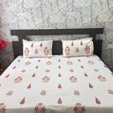 Elegant Ivory-Peach & Brown Bedsheet Set- Super King size Ivory, Peach & Brown