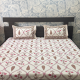 Elegant Ivory-Pink Bedsheet Set- Super King size Ivory & Pink