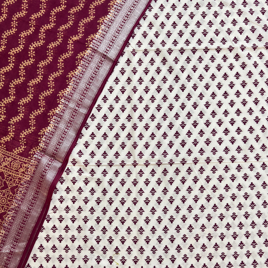 Printed 100% Cotton Unstitched Suit