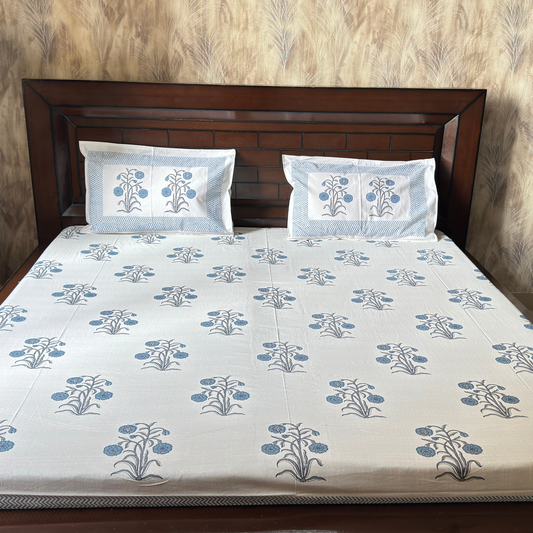 Elegant White- Blue Bedsheet Set- Super King size