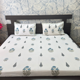 Elegant Ivory-Blue Green Bedsheet Set- Super King size Ivory, Blue & Green