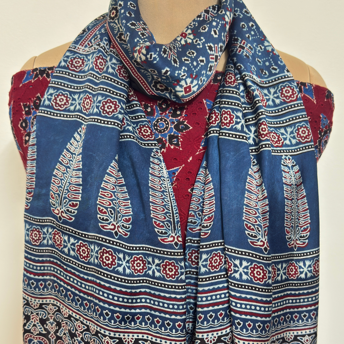 Modal Silk Blend Printed Stole – Indigo Blue