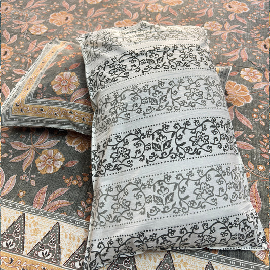Premium Floral Double Bed Bedsheet with 2 Pillow Covers: Floral print Deep Green