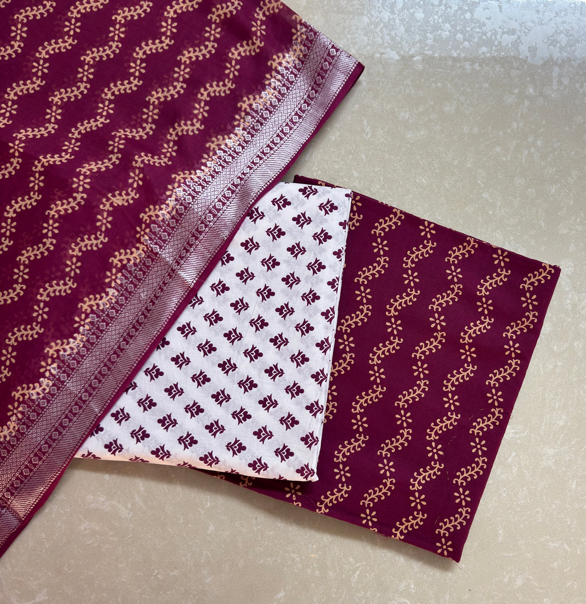 Printed 100% Cotton Unstitched Suit